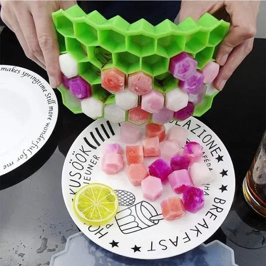 4-in-1 Ice Cube Container with Storage Box – Easy Release Ice Tray