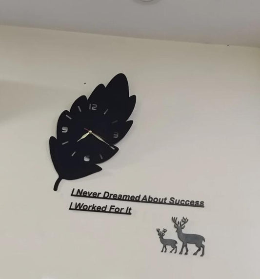 3D Leaf Wooden Wall Clock – Black & Golden Hands